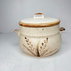Vintage Canadian Stoneware Bean Pot Farmhouse Covered Casserole